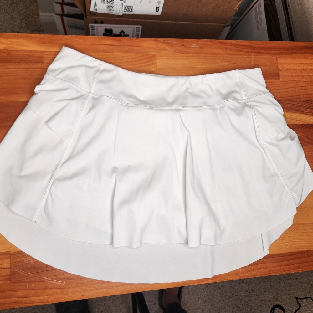 EUC Zyia Active White Grand Slam Skirt Size L